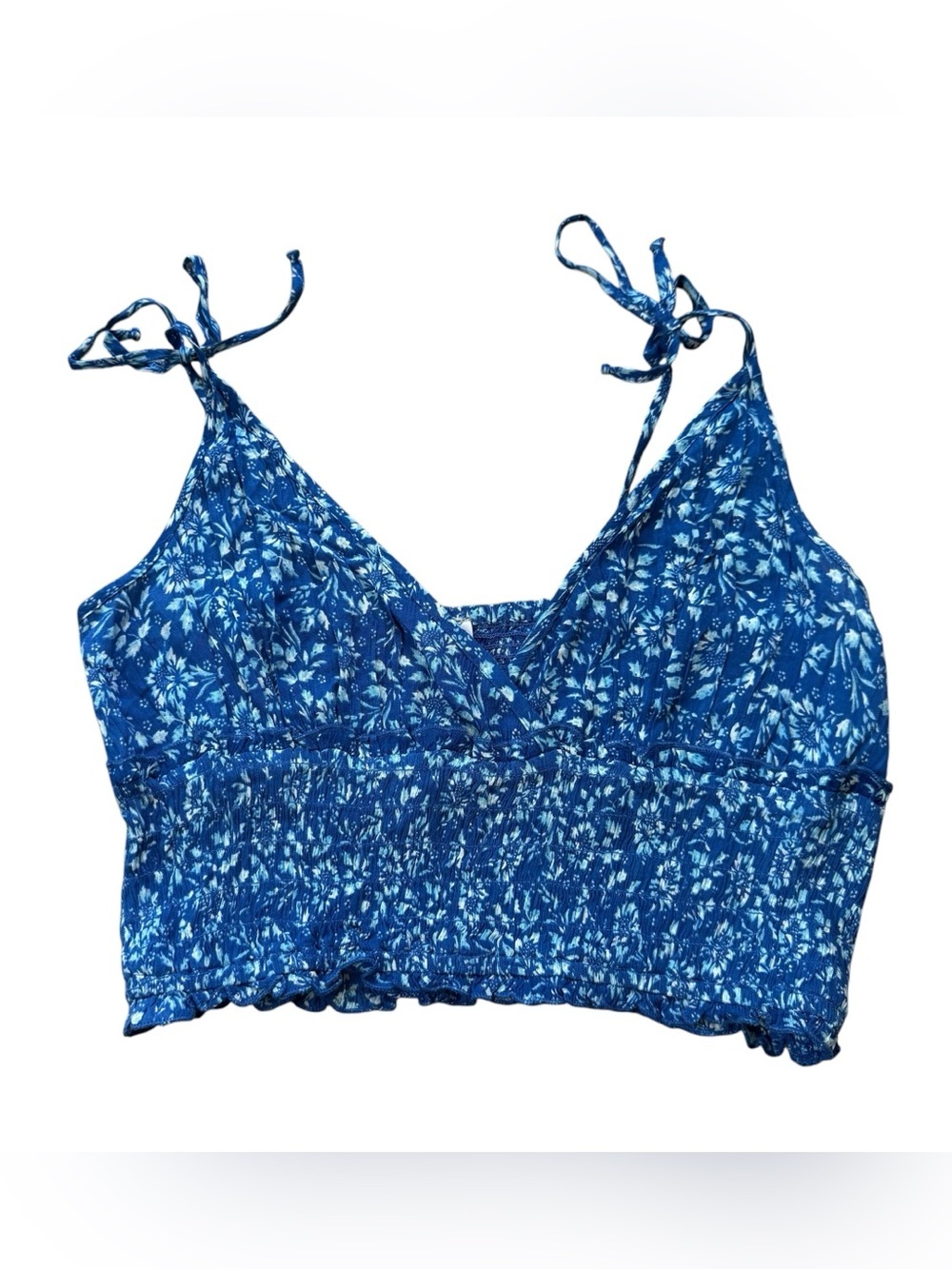 Patrons of Peace Blue Floral Tie-Shoulder Smocked Crop Camisole size Medium